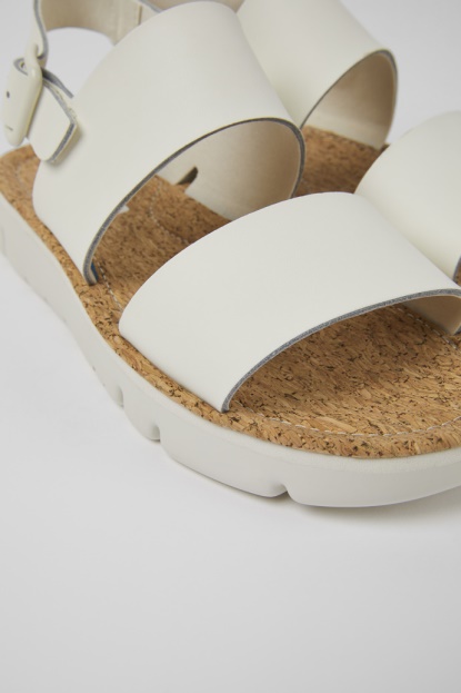 Bele Usnjene Sandale Oruga Za ženske Avtodome Novo Prišle