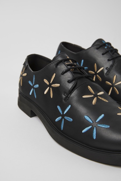 črni Usnjeni ženski čevlji Camper Twins, Novi Izdelki