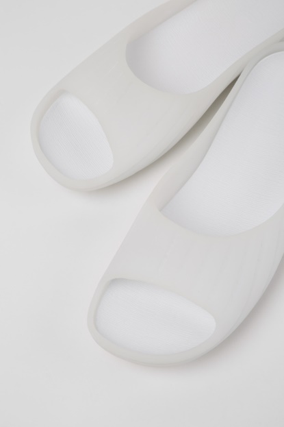 Design Wabi Beli Sandali Iz Monomateriala Za ženske Avtodome