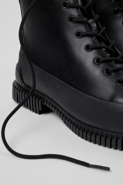 Ekskluzivni Moški čevlji Z Vezalkami V črni Barvi Camper Pix